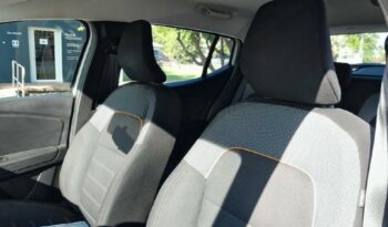 Occasion vehicule Reunion Dacia manuelle en vente à La Réunion.