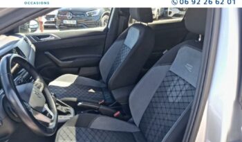 Image illustrative S.u.v. occasion climatisation reflet d'argent métallisée/toit noir Reunion à saisir.