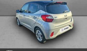 Occasion à vendre : Hyundai voiture sleek silver métal/toit/rétros black essence 1.2 84ch n line Reunion