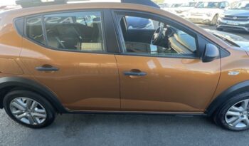 Occasion vehicule Reunion Dacia manuelle en vente à La Réunion.