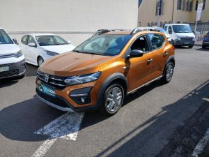 Vente Dacia Sandero tce 90ch stepway essential Leparc-gbh Comptoir Des Isles, La Reunion.