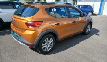 Occasion à vendre : Dacia voiture orange atacama métallisé essence tce 90ch stepway essential Reunion