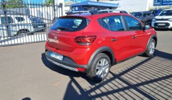 Reunion auto occasion Sandero 2022 1.0 tce 90ch stepway essential pas chère.