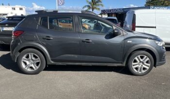 Occasion vehicule Reunion Dacia manuelle en vente à La Réunion.