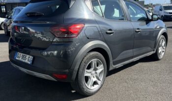 Reunion auto occasion Sandero 2022 tce 90ch stepway essential pas chère.