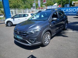 Vente Dacia Sandero tce 90ch stepway essential Leparc-gbh Comptoir Des Isles, La Reunion.