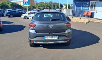 Vente de berline voiture occasion 974 Reunion.