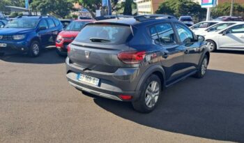 Reunion auto occasion Sandero 2022 tce 90ch stepway essential pas chère.