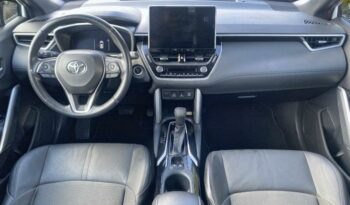 Occasion à vendre : Toyota voiture blanc lunaire nacré hybride : essence/electrique 184h design my22 Reunion