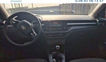Vente de berline voiture occasion 974 Reunion.