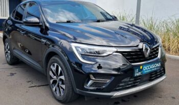 Image illustrative S.u.v. occasion climatisation noir métal Reunion à saisir.