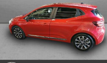 Clio occasion Reunion 1.6 e-tech hybride 140ch limited -21n, modèle 2022 à vendre.