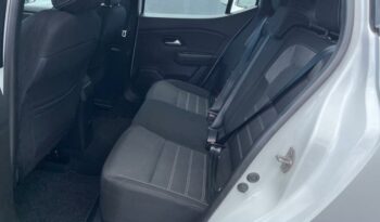 Image illustrative Berline occasion climatisation blanc Reunion à saisir.