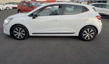 Clio Réversible occasion Reunion 1.6 e-tech full hybrid 145ch equilibre, modèle 2022 à vendre.