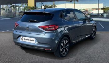 Clio occasion Reunion 1.6 e-tech hybride 140ch business -21n, modèle 2022 à vendre.