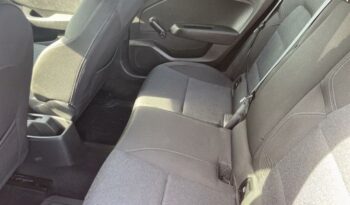 Image illustrative Berline occasion climatisation rouge flamme Reunion à saisir.