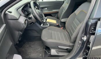 Occasion vehicule Reunion Dacia manuelle en vente à La Réunion.