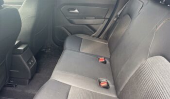 Image illustrative S.u.v. occasion climatisation bleu iron métallisé Reunion à saisir.