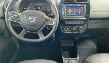 Occasion à vendre : Dacia voiture gris eclair métallisé electrique confort plus - achat intégral Reunion