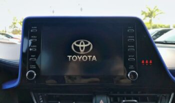 Occasion 974 : Découvrez la version 1.8 hybride 122ch dynamic e-cvt Toyota 2022, Reunion.