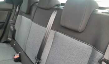 Image illustrative Berline occasion climatisation blanc nacré (n) Reunion à saisir.