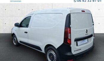 Occasion à vendre : Renault voiture blanc glacier diesel 1.5 blue dci 95ch confort Reunion