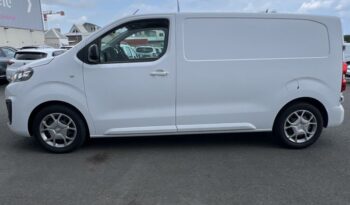 Jumpy Fg occasion Reunion m 2.0 bluehdi 145ch s&s eat8, modèle 2023 à vendre.