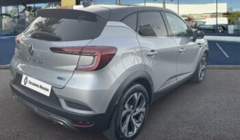 Captur occasion Reunion 1.6 e-tech hybride 145ch rs line, modèle 2023 à vendre.