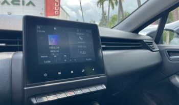 Occasion 974 : Découvrez la version 1.0 tce 90ch evolution x-tronic Renault 2023, Reunion.