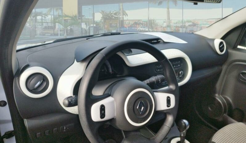 RENAULT Twingo E-Tech Electric Life R80 Achat Intégral – 21 complet