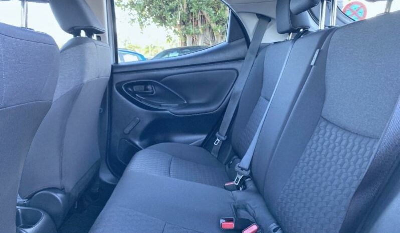 TOYOTA Yaris 120 VVT-i Design 5p MY22 complet