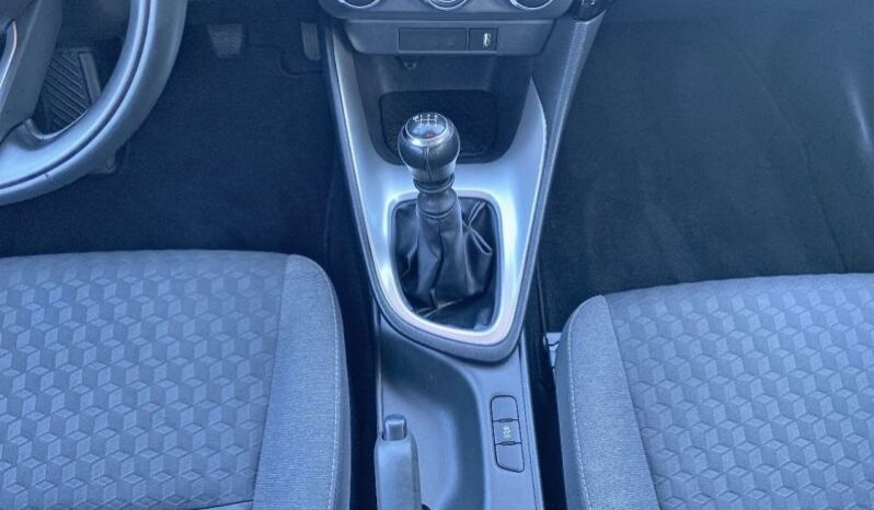 TOYOTA Yaris 120 VVT-i Design 5p MY22 complet