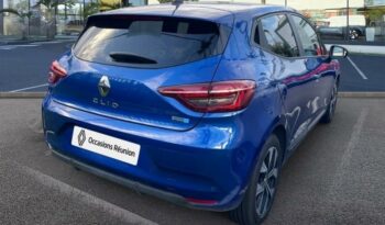 Clio occasion Reunion 1.6 e-tech hybride 140ch, modèle 2023 à vendre.