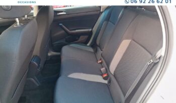 Image illustrative Berline occasion climatisation blanc pur Reunion à saisir.