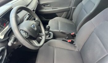 Occasion vehicule Reunion Dacia manuelle en vente à La Réunion.