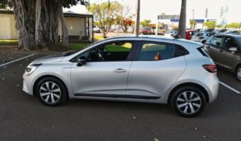 Occasion à prix réduit chez Renault-renault Saint Pierre : Vente berline 2023, berline à La Reunion.