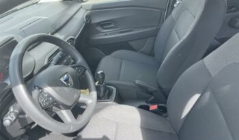 Occasion vehicule Reunion Dacia manuelle en vente à La Réunion.