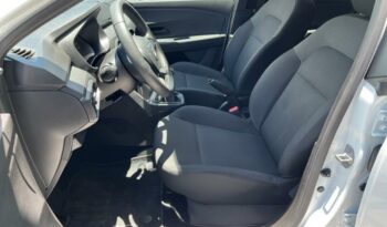 Occasion vehicule Reunion Dacia manuelle en vente à La Réunion.