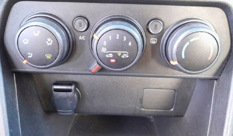 DACIA Sandero 1.0 SCe 65ch Essential complet