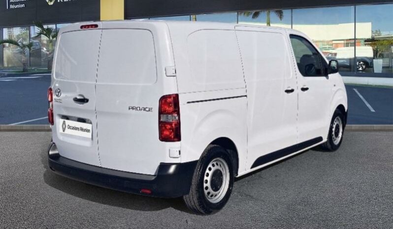 TOYOTA PROACE Medium 1.5 D-4D 100 Dynamic RC21 complet
