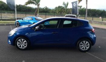 Occasion à prix réduit chez Renault-renault Saint Pierre : Vente berline 2023, berline à La Reunion.