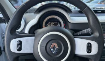 Occasion à prix réduit chez Renault-renault Saint Pierre : Vente petite voiture/citadine 2023, petite voiture/citadine à La Reunion.