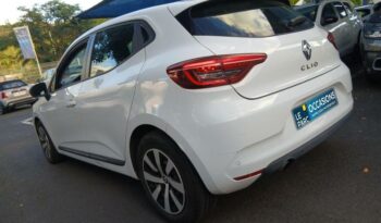 Clio occasion Reunion 1.5 blue dci 100ch carplay, modèle 2023 à vendre.