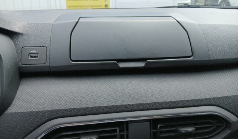DACIA Sandero 1.0 SCe 65ch Essential complet