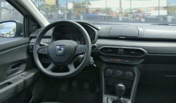 Occasion à vendre : Dacia voiture blanc essence 1.0 sce 65ch essential Reunion