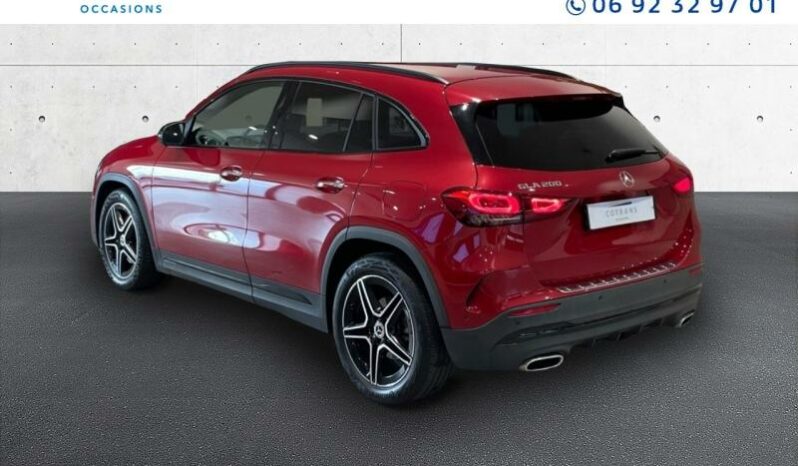 MERCEDES-BENZ GLA 200 163ch AMG Line 7G-DCT complet