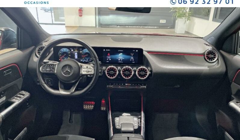 MERCEDES-BENZ GLA 200 163ch AMG Line 7G-DCT complet