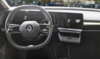 Occasion à vendre : Renault voiture rouge flamme / toit noir étoilé electrique e-tech electric ev60 220ch techno super charge -c Reunion