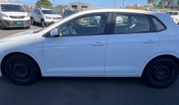 Polo occasion Reunion 1.0 tsi 95ch trend, modèle 2023 à vendre.