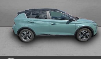 Occasion à vendre : Hyundai voiture mangrove green métal/toit/rétros black essence/micro-hybride 1.0 t-gdi 100ch hybrid 48v creative Reunion